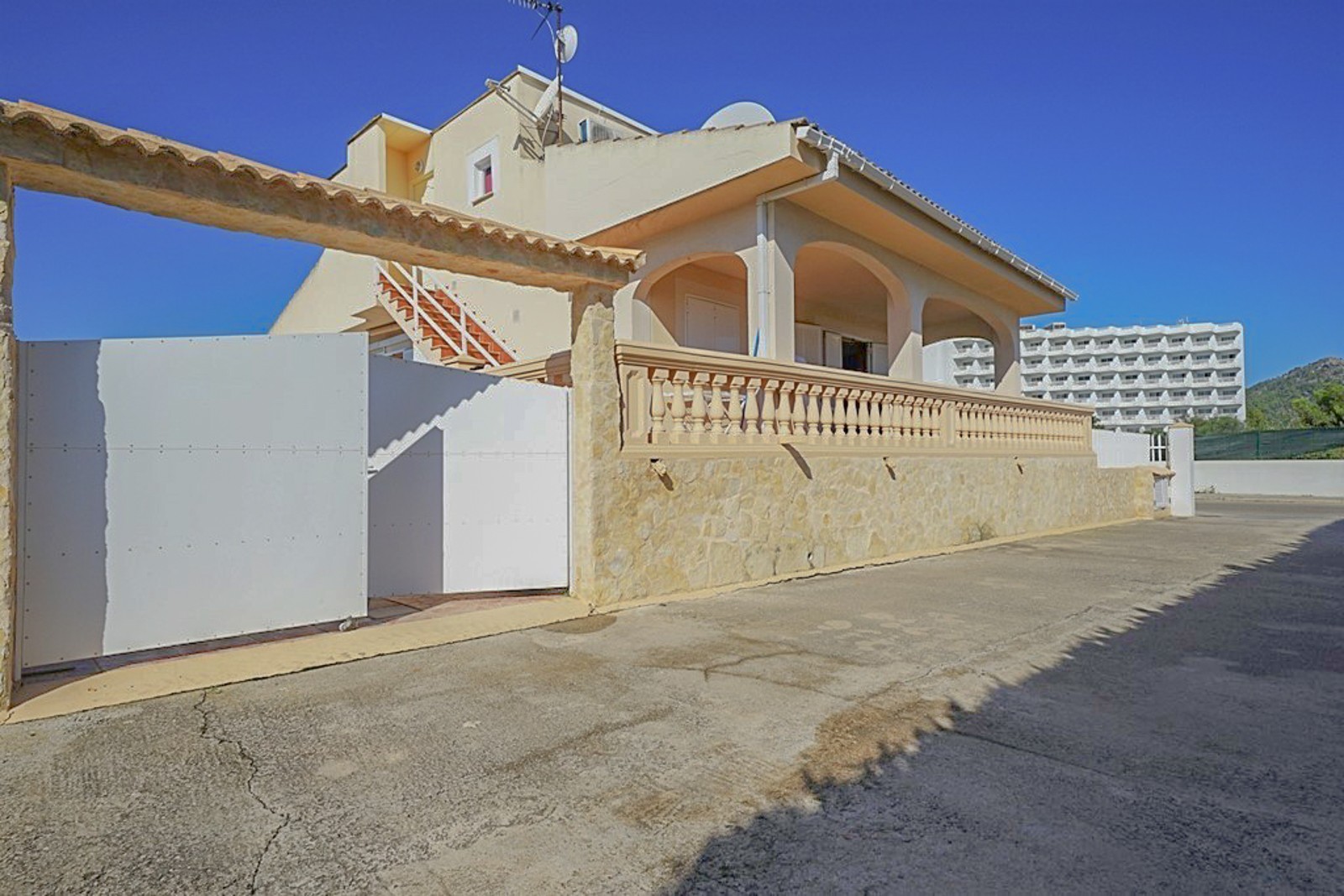 villa-kaufen-alcudia-muro6