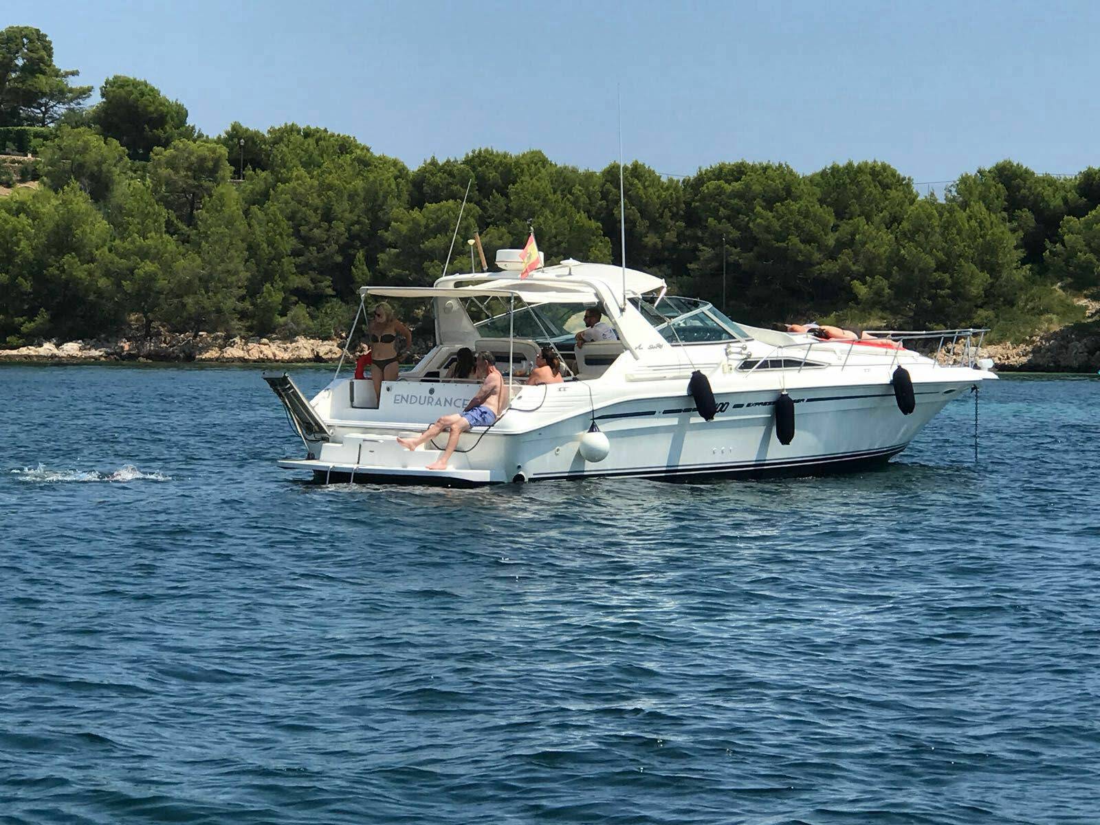 sea-ray-pollenca-charter