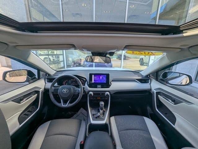 2023 Toyota Rav4........