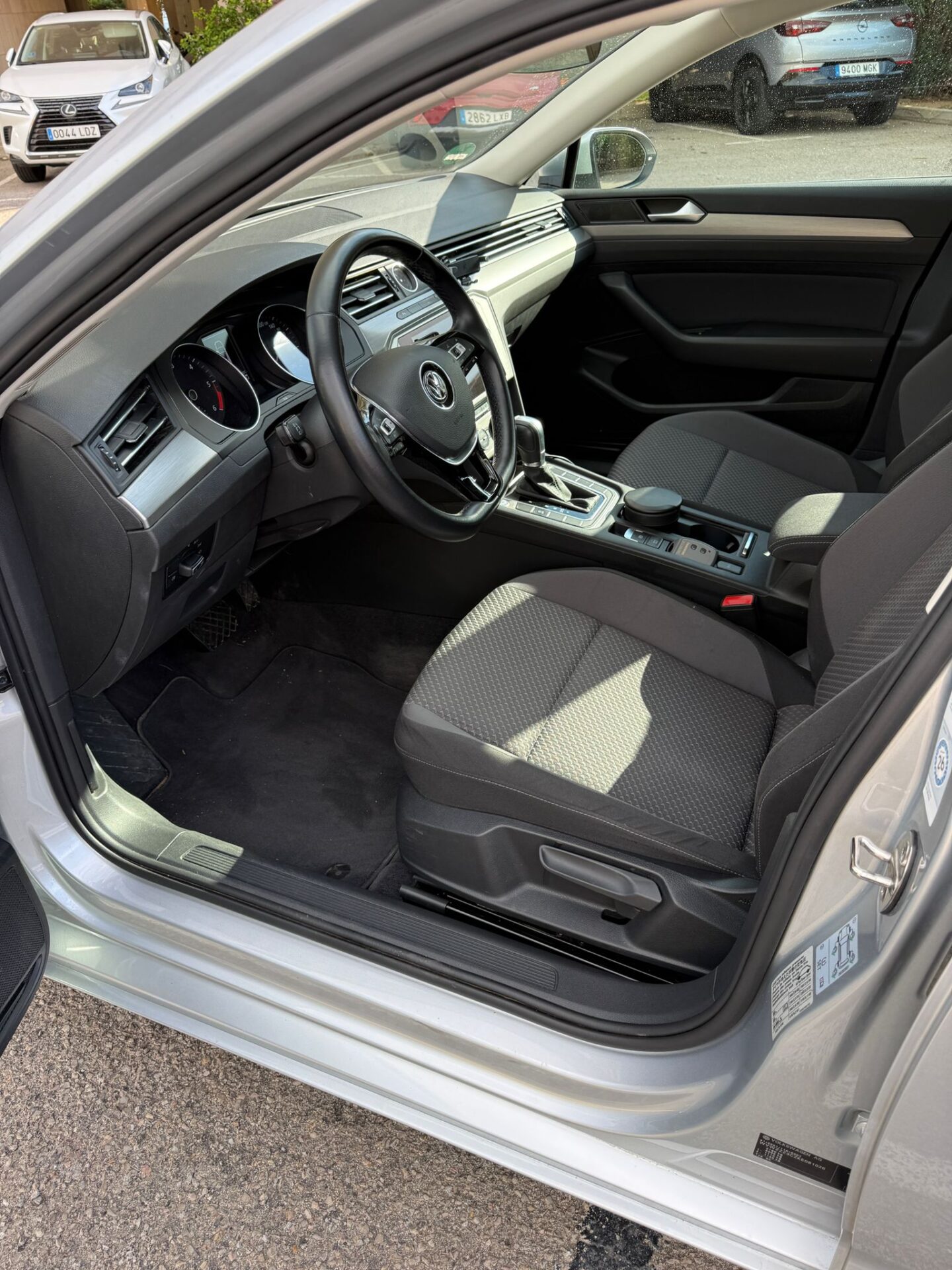 WhatsApp Image 2025-10-18 at 09.41.27